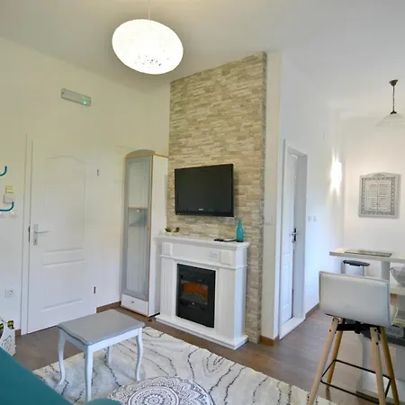 Bluestar Close To The Bacvice 公寓