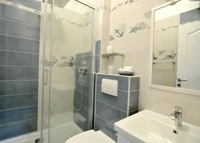 Bluestar Close To The Bacvice 스플리트
